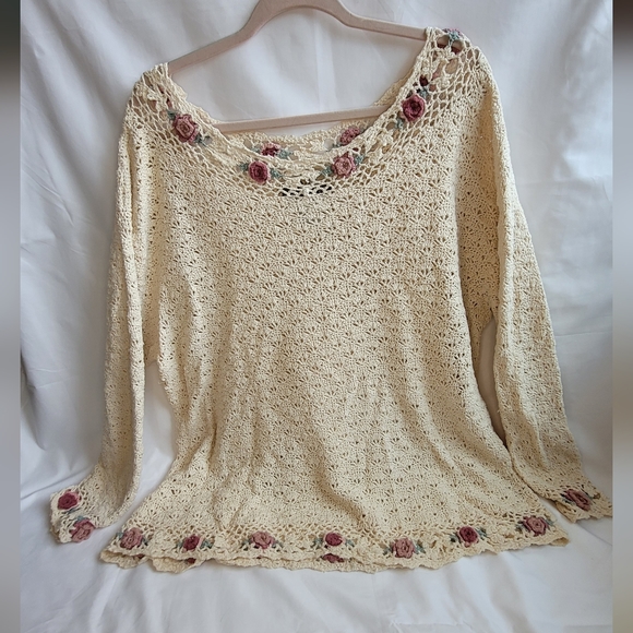 Cream Crochet Rosebud Sweater VTG - Picture 3 of 4